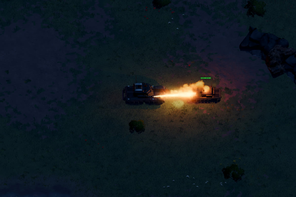 In der Abenddämmerung trifft der Flammenstoß eines Basilisk einen Panzer; die Flamme rollt am Ziel zu einem Feuerball auf und erleuchtet den Boden ringsum.
